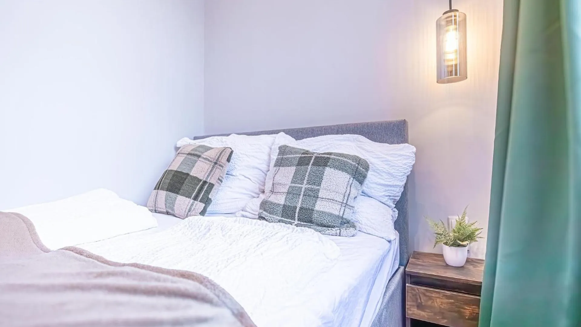 Comfortable And Compact Room In Vienna Meidling Avusturya